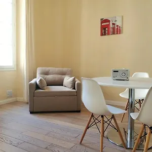  Apartment Massena