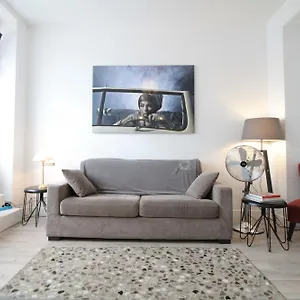 https://cozy-glaciere-apartment.fr-paris.fr